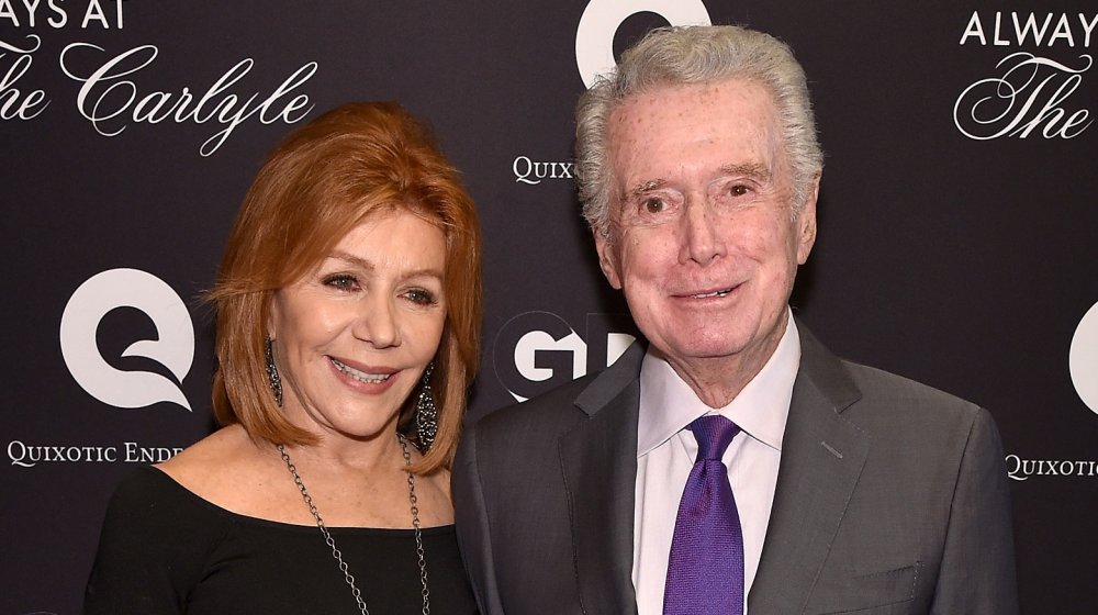 Dans le mariage de Regis Philbin avec Joy Philbin