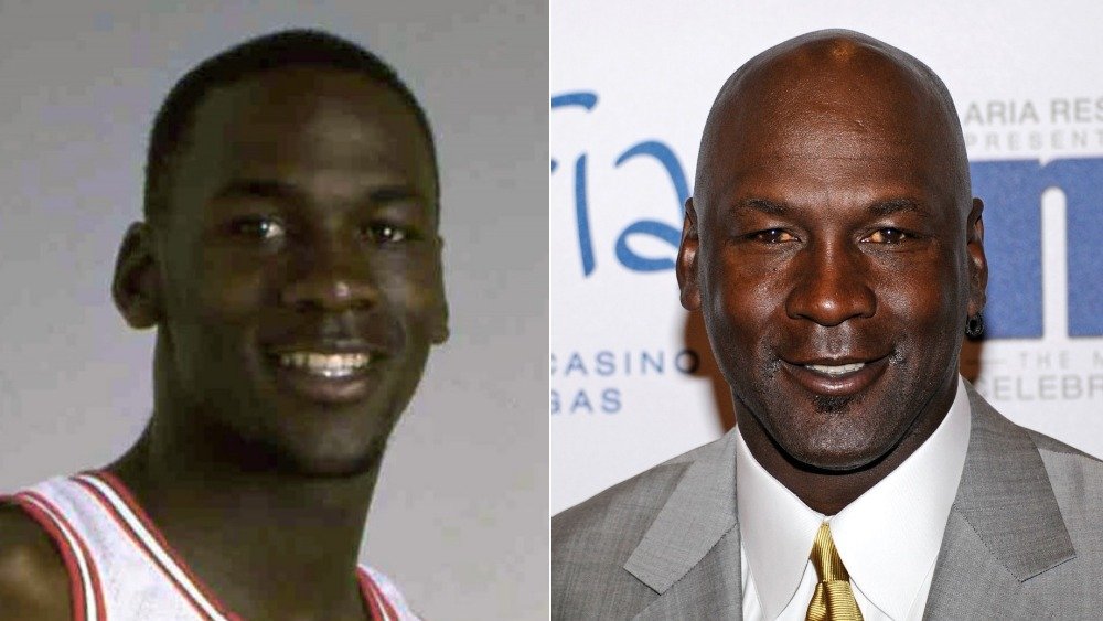 Michael Jordan en maillot et avec des cheveux (à gauche), en costume gris et chauve (à droite)