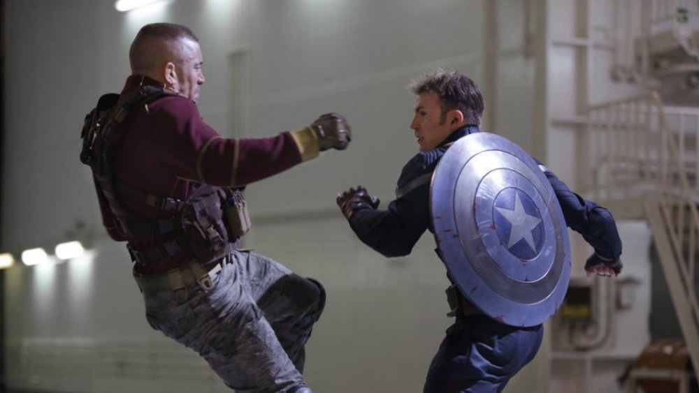 Toujours de Georges St-Pierre et Chris Evans dans Captain America: The Winter Soldier