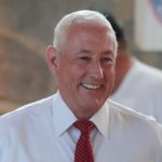 À l’intérieur des finances de Greg Pence: Comment le frère du vice-président fait de l’argent