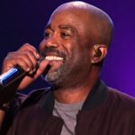 La vraie signification des bières et du soleil de Darius Rucker