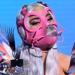 Lady Gaga 2020 VMA tenue était peut-être son plus étrange encore