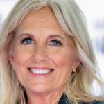 Pourquoi Jill Biden prévoit de continuer à enseigner si elle devient première dame