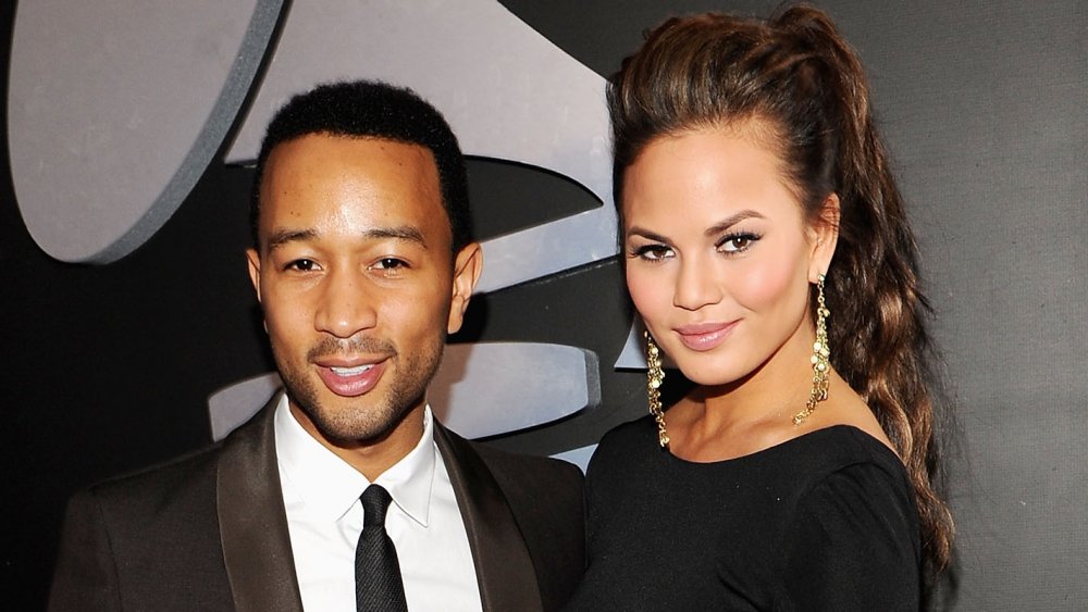 John Legend et Chrissy Teigen en tenue formelle