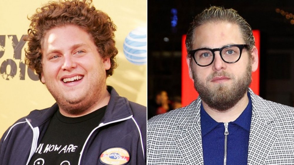 Jeune Jonah Hill souriant à gauche, Jonah Hill avec des lunettes noires à droite