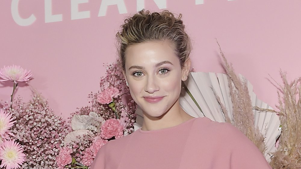 Lili Reinhart à CoverGirl Clean Fresh soirée de lancement en 2020