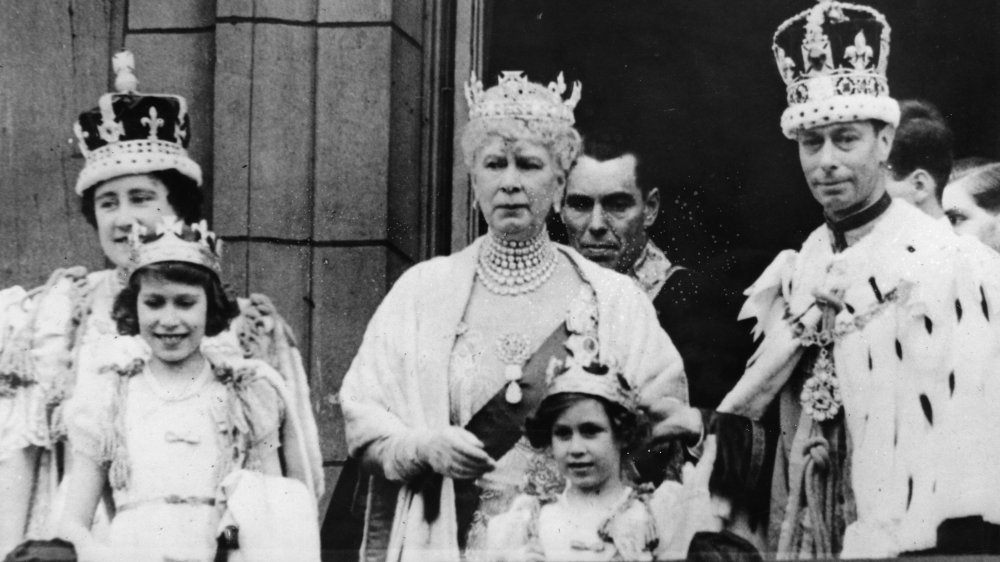 george VI, la reine Elizabeth, les princesses Elizabeth et Margaret et la reine Mary en 1937