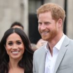 Ce que le prince Harry emoji textes à Meghan Markle dit sur leur amour, selon un expert en relations