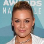 Comment Kelsea Ballerini se sent à propos de son snub CMA