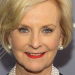 L’appui présidentiel de Cindy McCain fait parler tout le monde