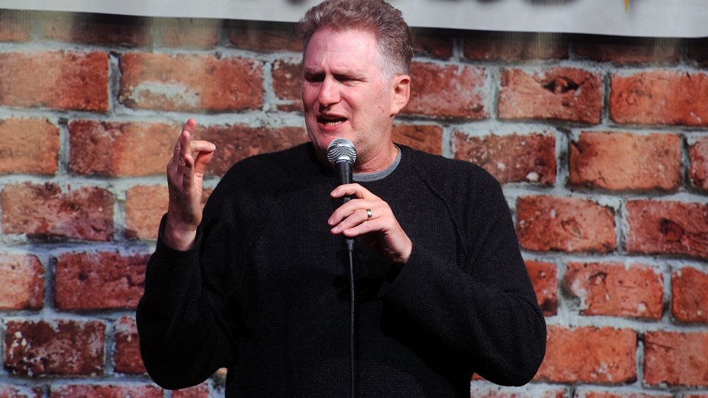 Michael Rapaport effectuant au comedy club