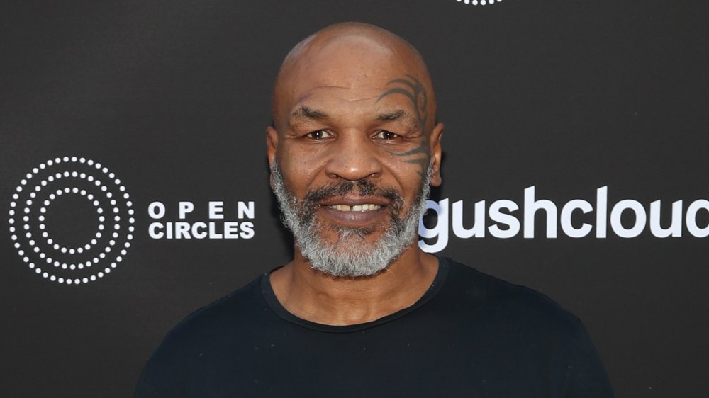 Mike Tyson souriant