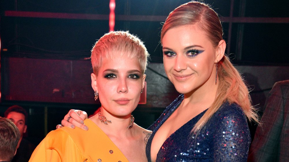 Voici comment Kelsea Ballerini et Halsey sont devenus amis