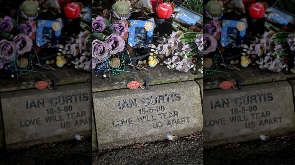 La tombe d'Ian Curtis