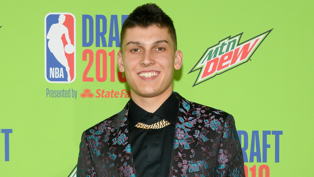 Tyler Herro souriant