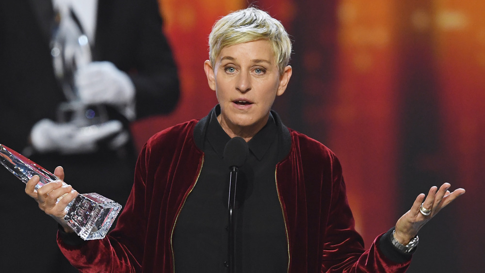 Ellen DeGeneres accepte un prix