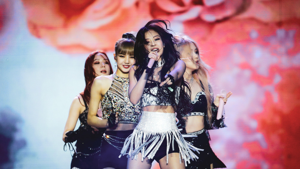 Blackpink se produit sur scène