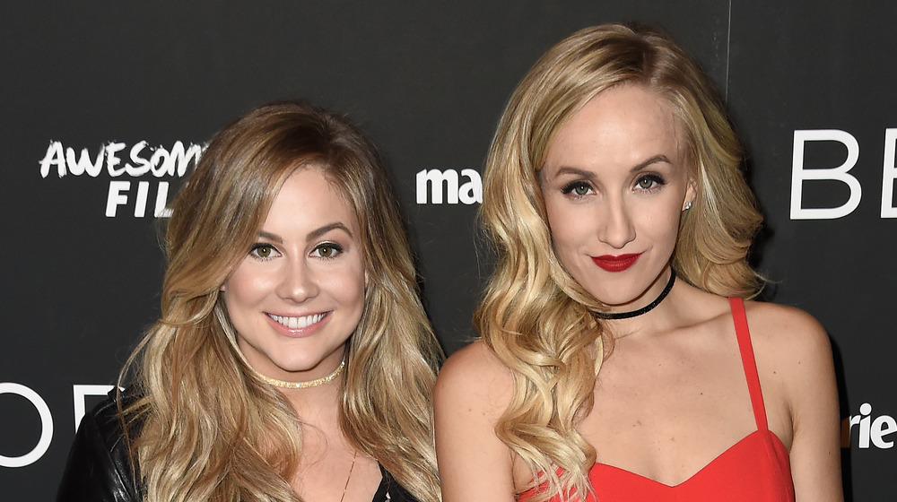 Shawn Johnson East et Nastia Liukin posent ensemble