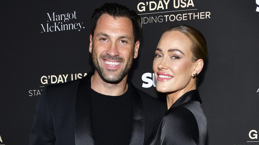 Maksim Chmerkovskiy et Peta Murgatroyd souriant