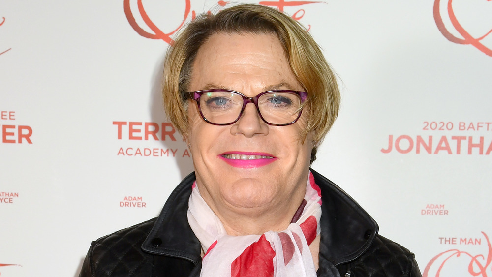 Eddie Izzard souriant