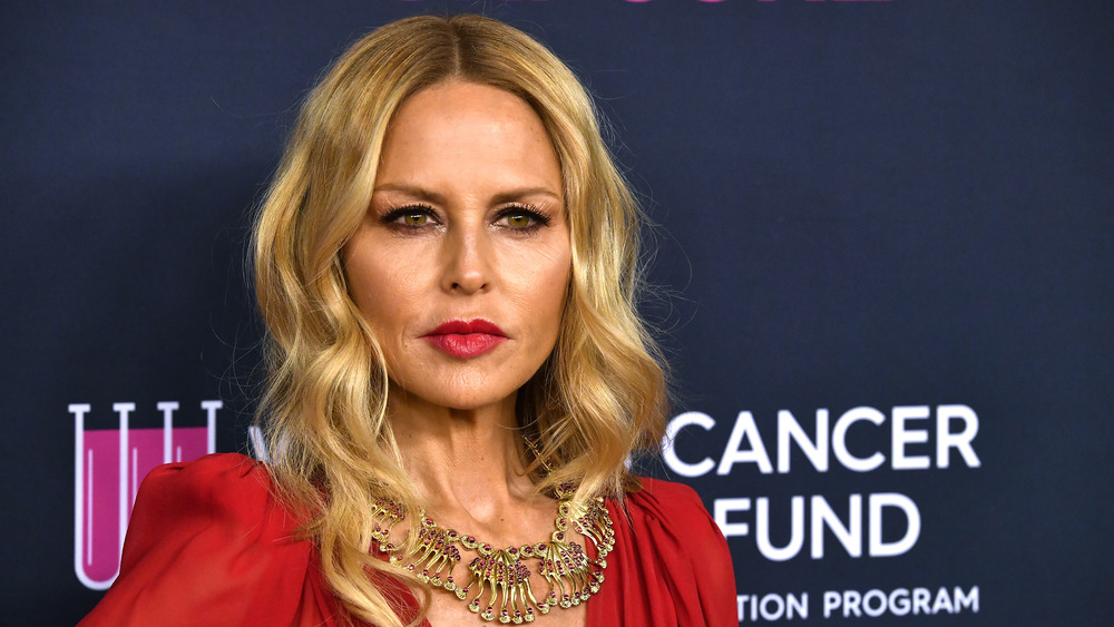 La raison pour laquelle Rachel Zoe dit qu’elle se sent «  brisée et engourdie  »