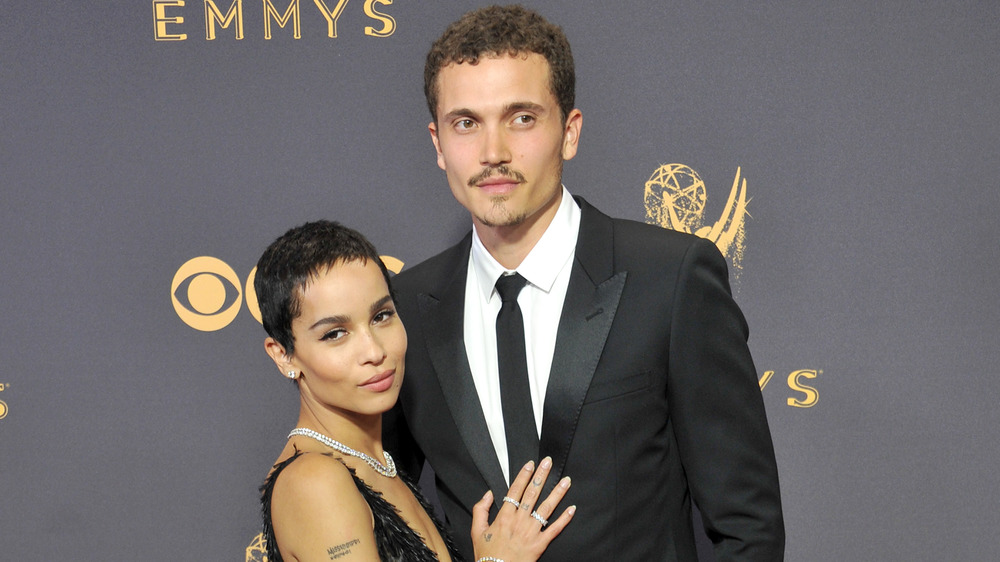 Zoe Kravitz et Karl Glusman aux Emmys