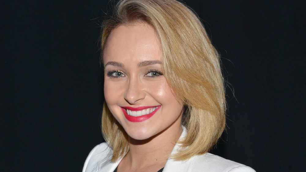 Hayden Panettiere souriant