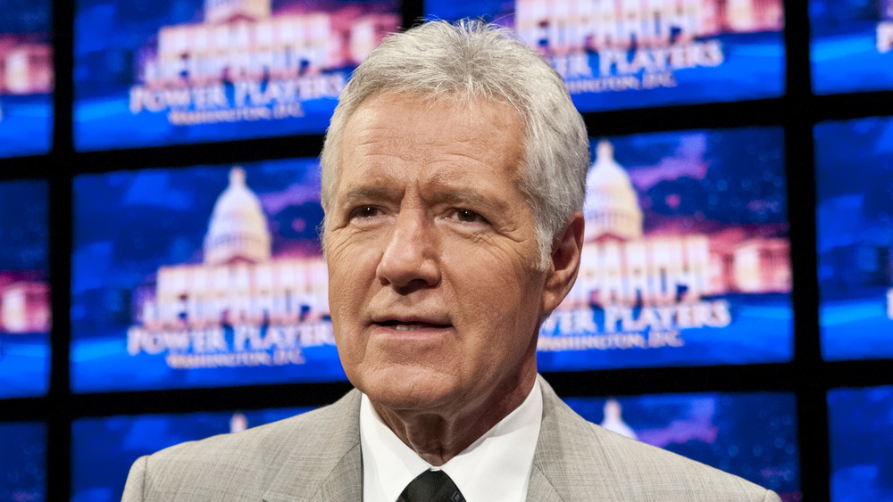 Alex Trebek sur le tournage de Jeopardy