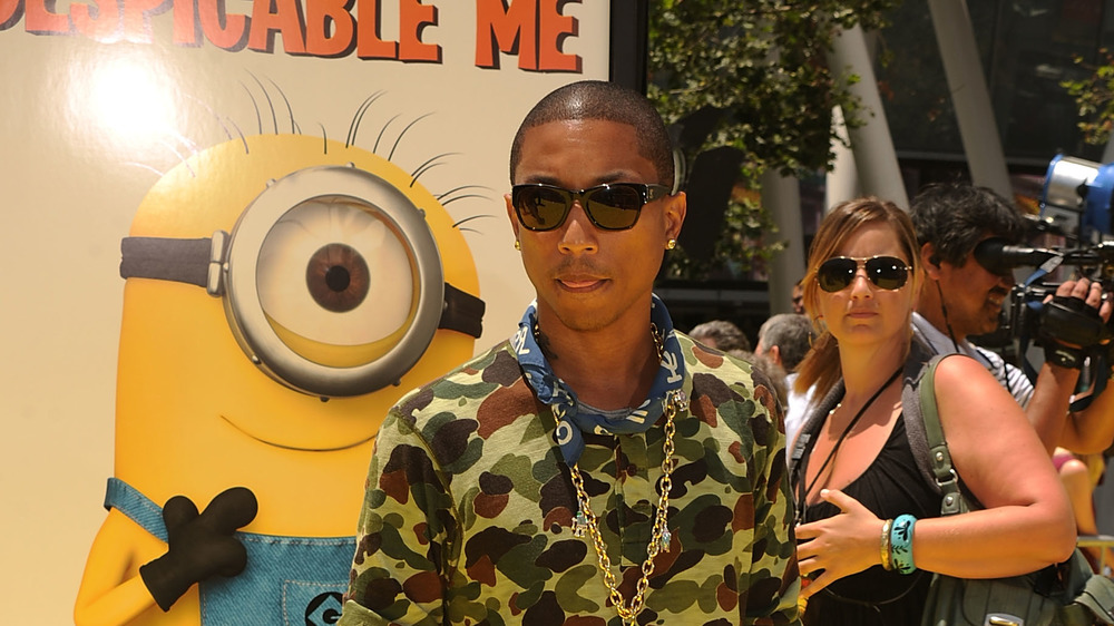 Pharrell Williams lors de la première de Despicable Me 