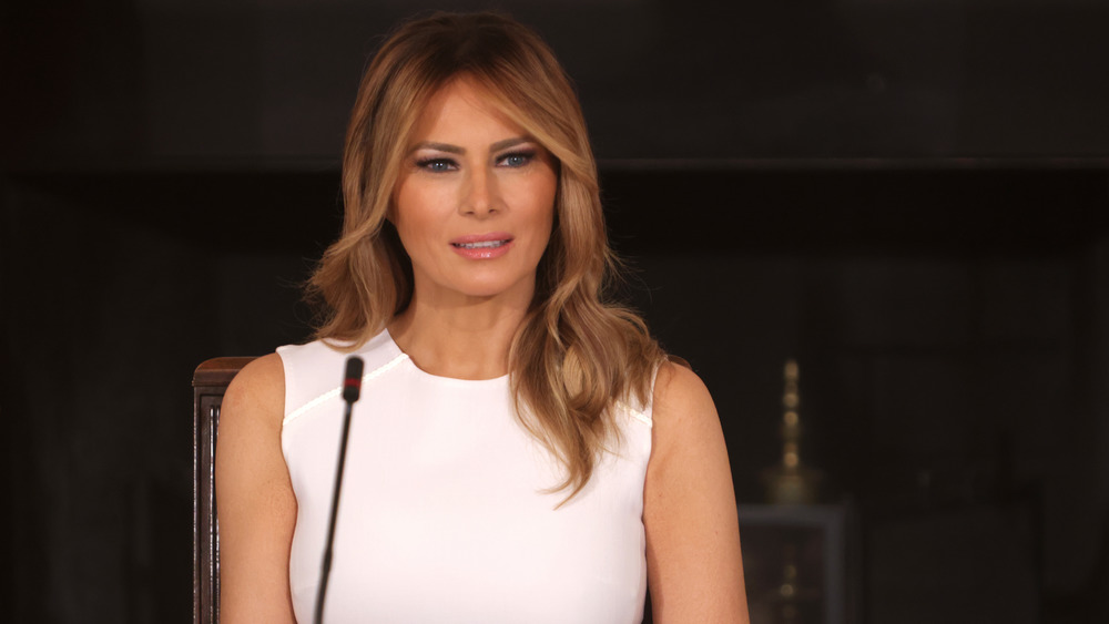 Melania Trump parle au micro