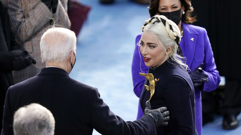 Lady Gaga accueille le président Joe Biden