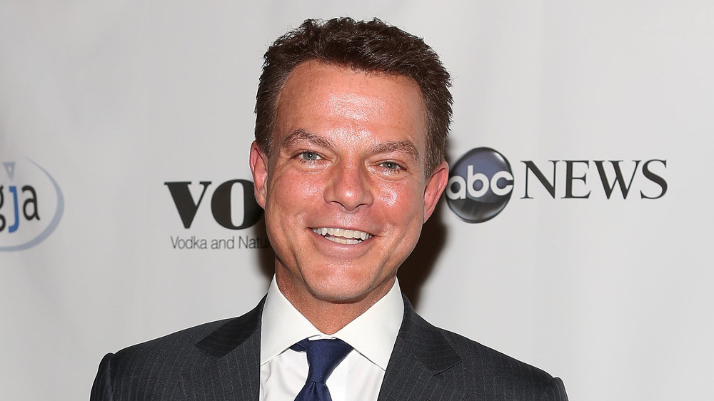 Shepard Smith sur tapis rouge