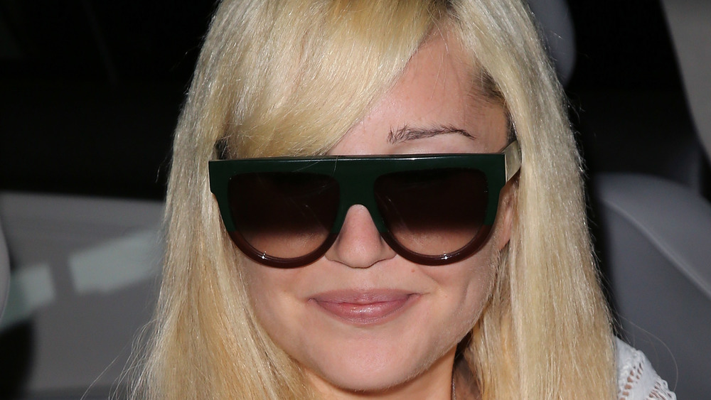 Amanda Bynes souriante 