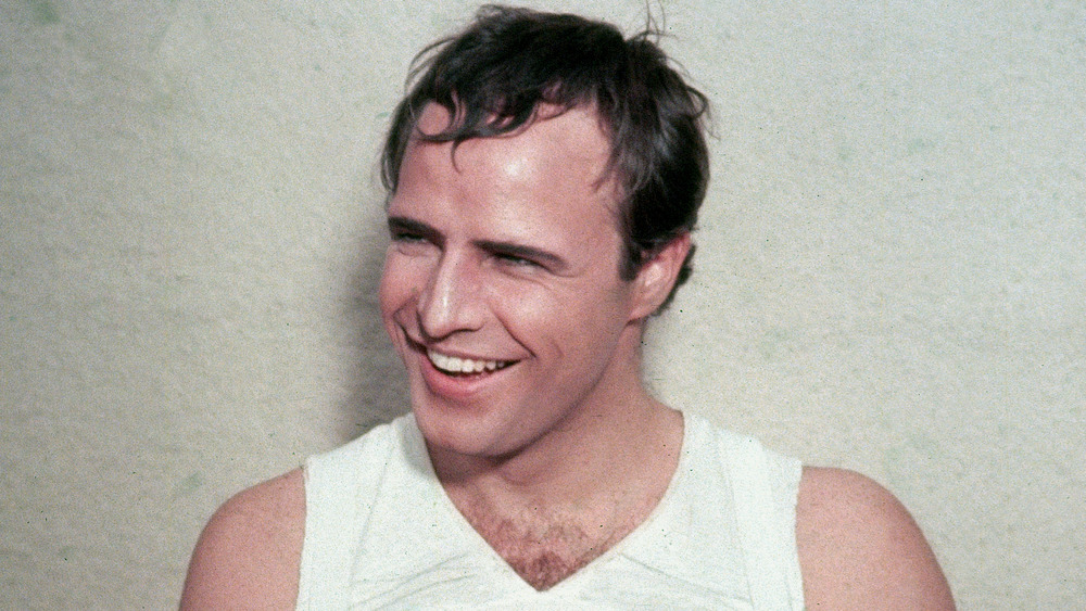 Marlon Brando souriant