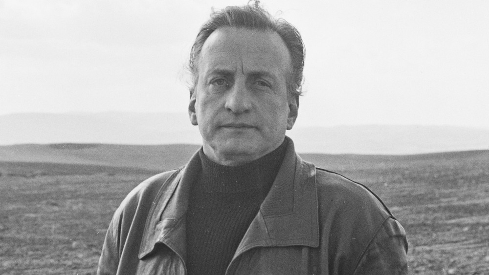 George C. Scott dans le désert 