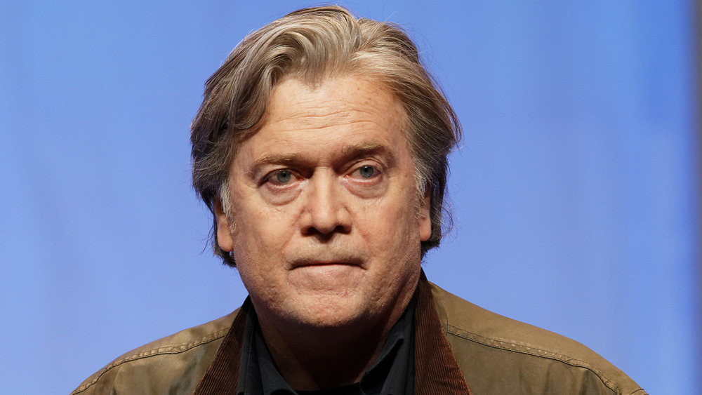 Combien d’argent vaut Steve Bannon?