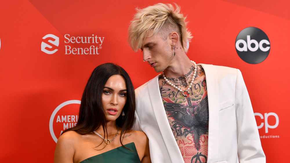 Comment Megan Fox et Machine Gun Kelly pensent de se marier