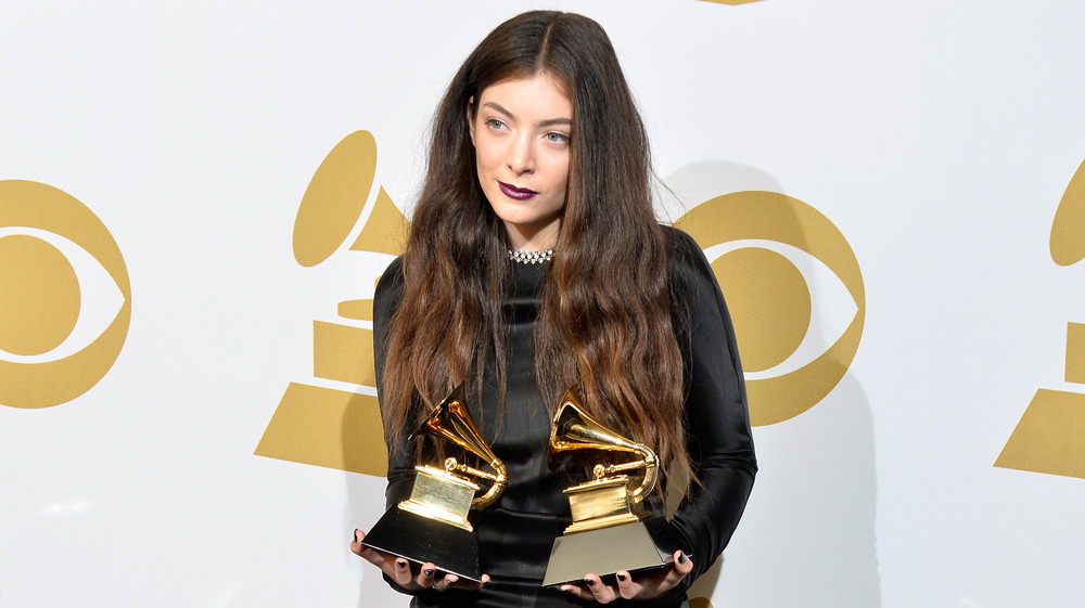 Lorde avec Grammy Awards