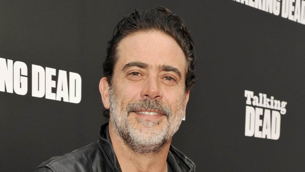 Jeffrey Dean Morgan souriant