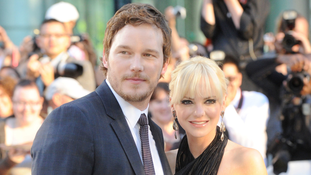 Anna Faris et Chris Pratt participant à une remise de prix 