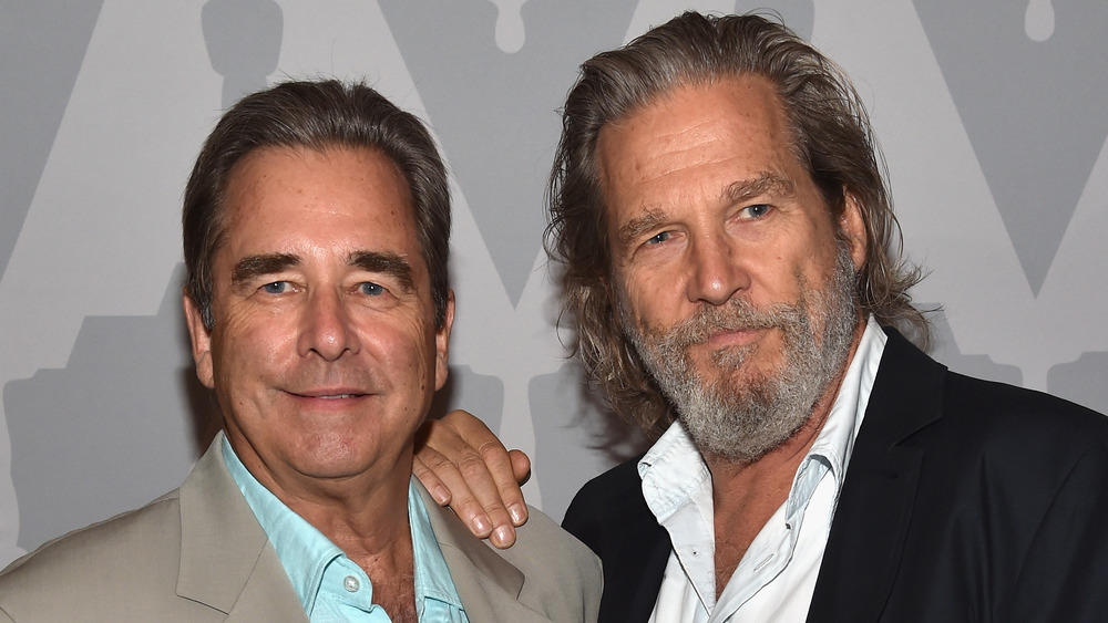 Beau et Jeff Bridges posant lors d'un événement