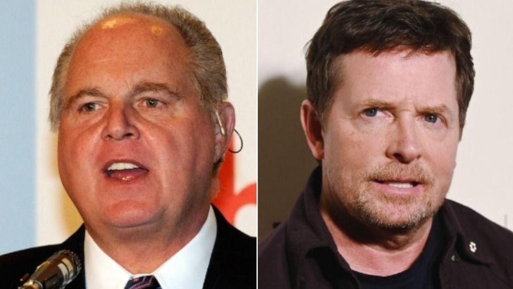 Rush Limbaugh parlant (à gauche), Michael J.Fox à la poupe (à droite)