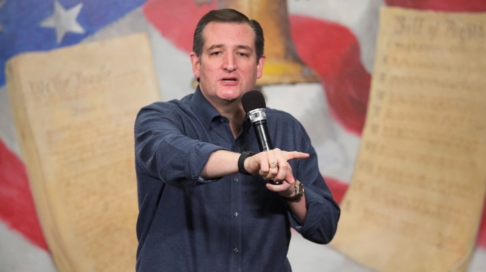 Le sénateur Ted Cruz s'exprimant lors d'un rassemblement