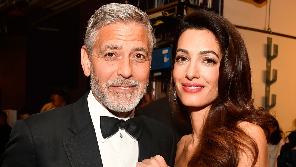 George Clooney et Amal Alamuddin souriant