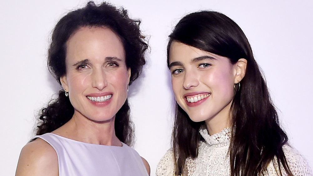 Ce que les parents de Margaret Qualley ressentent vraiment à propos de Shia LaBeouf