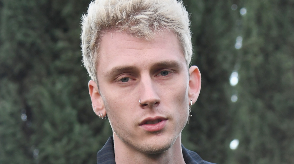 L’admission de Machine Gun Kelly sur ce qu’il porte de Megan Fox soulève les sourcils