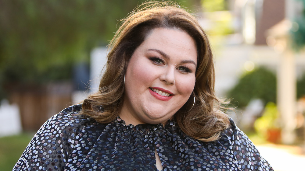 Chrissy Metz souriante