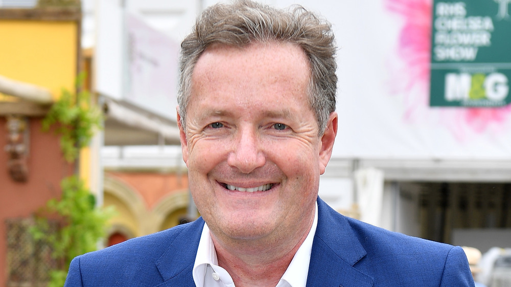 Piers Morgan souriant