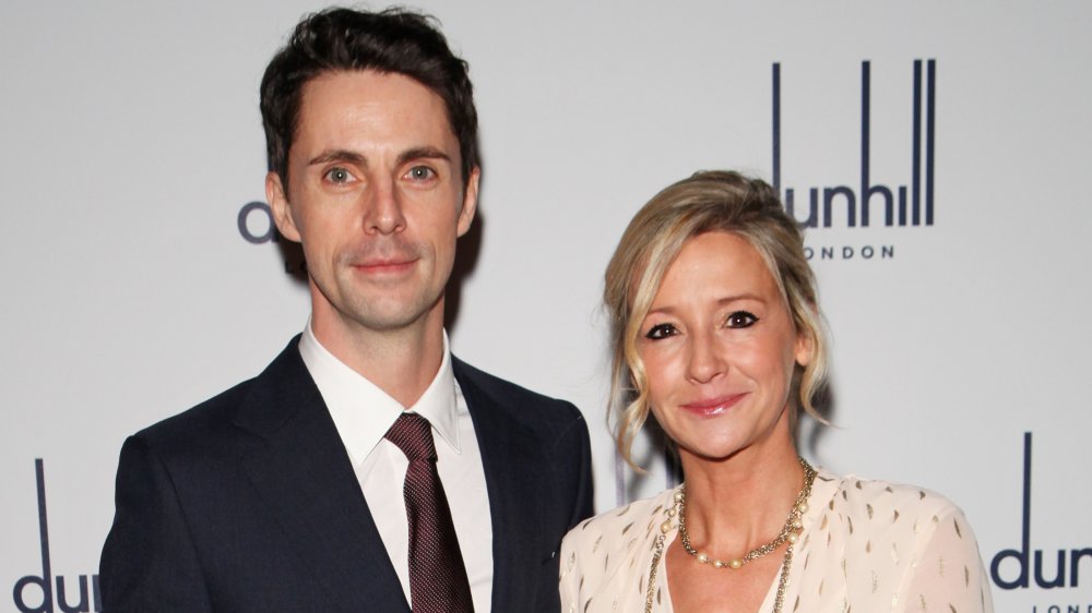 Matthew Goode et Sophie Dymoke sur le tapis rouge