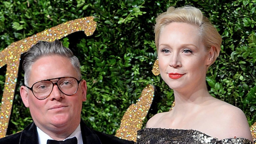 Giles Deacon et Gwendoline Christie aux British Fashion Awards